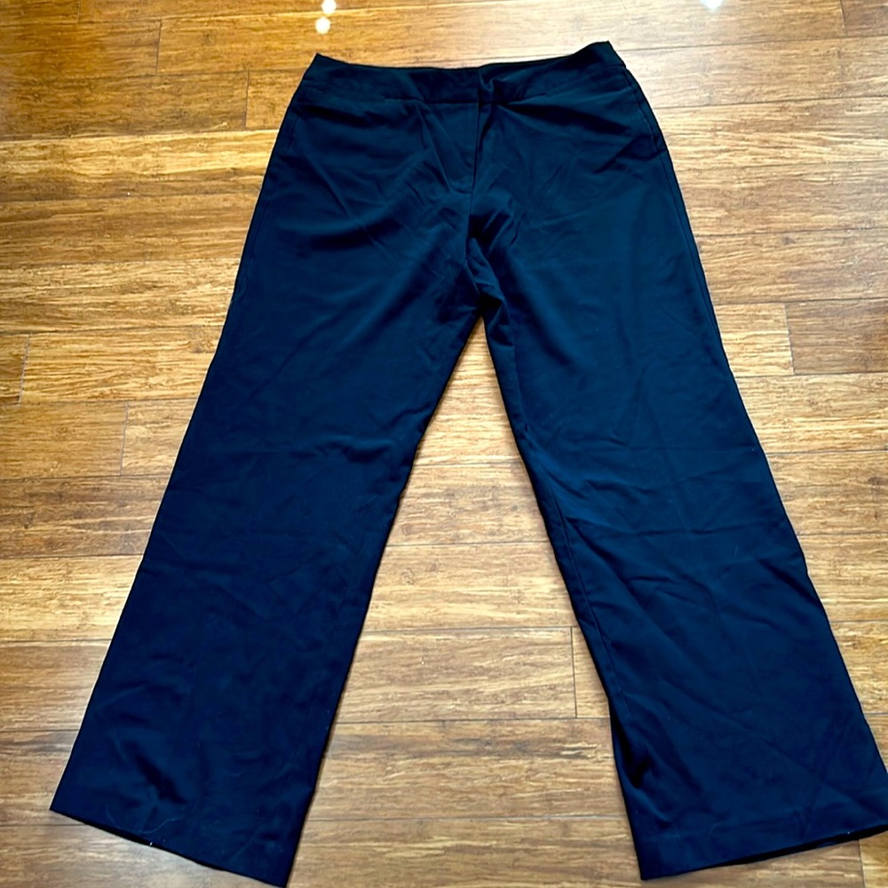 Ladies George black dress pants!